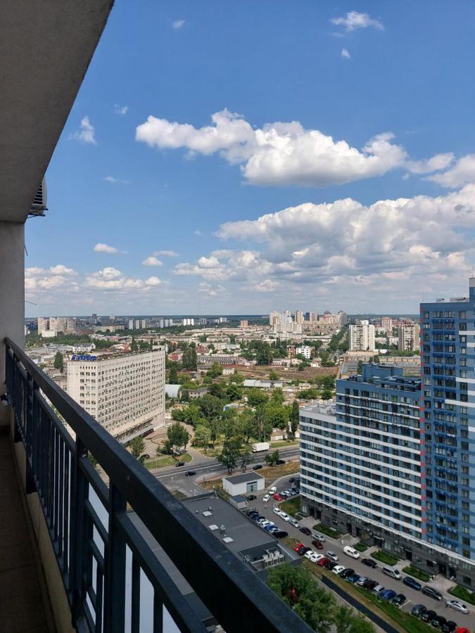 Видові 1К-2К Апартаменти 11,15, 23 Поверхи Kiev Exterior foto